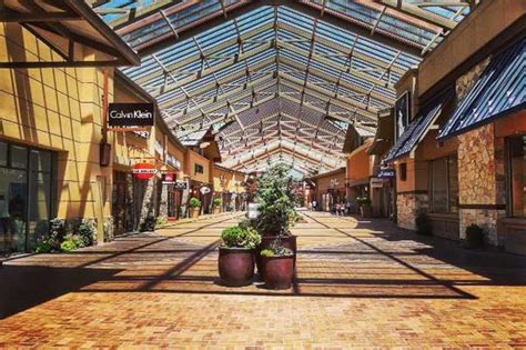 traverse mountain outlets black friday.